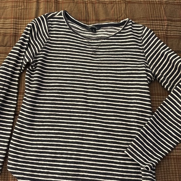 Lands End top size S 6-8 - Picture 3 of 3